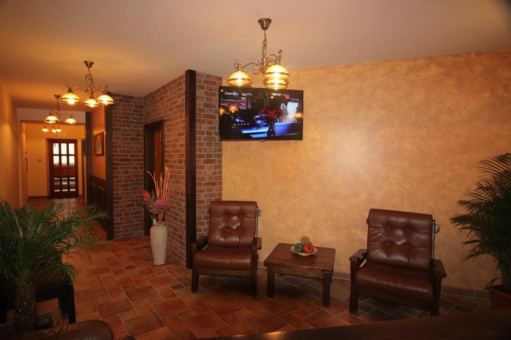 Hotel Pelikán Třeboň Esterno foto