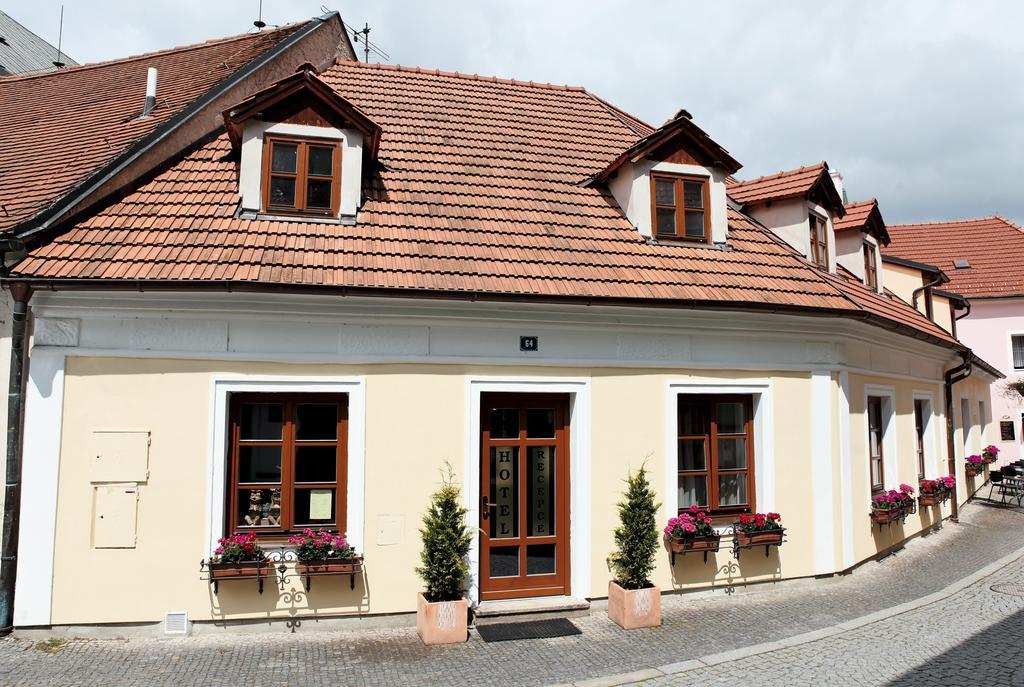 Hotel Pelikán Třeboň Esterno foto